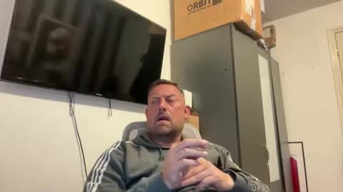 Junky online show from 05/17/26, 07:10