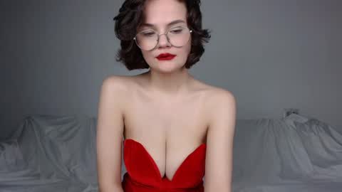 JunneWers online show from 12/29/24, 07:32