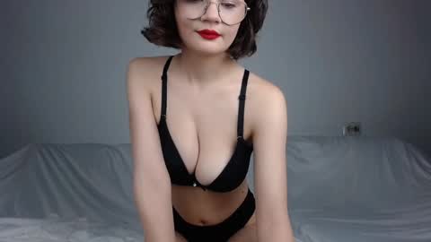 JunneWers online show from 01/17/25, 03:11