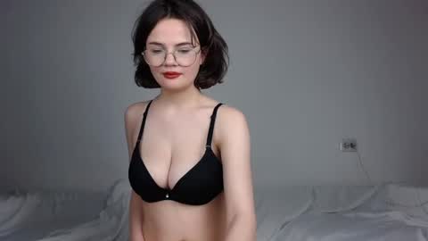 JunneWers online show from 02/18/25, 09:20