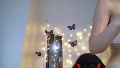 junovaughn online show from 10/03/25, 02:30