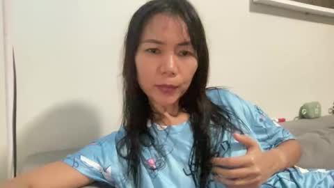 junovaughn online show from 10/24/25, 01:40