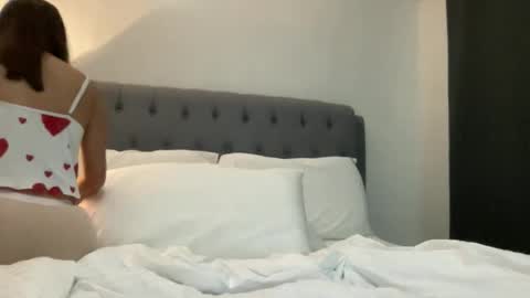 junovaughn online show from 06/06/26, 11:37
