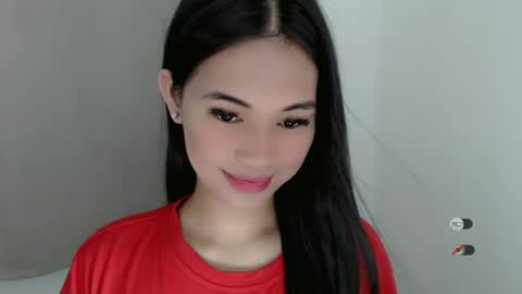 Julia online show from 01/01/25, 04:29