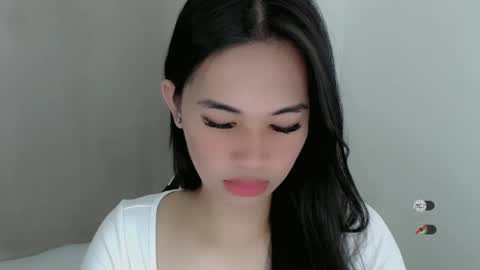 Julia online show from 01/05/25, 03:11
