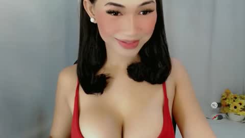 Snapshot of juny_lanyy chatting on 02/15/26, 02:03 Julia online show from 02/15/26, 02:03