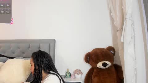  viviana  sasha  online show from 03/10/25, 05:39