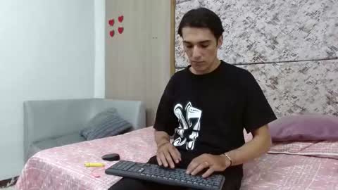 Snapshot of jupiter_333 chatting on 10/14/25, 06:20 Jupiter online show from 10/14/25, 06:20