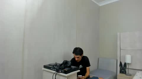 Jupiter online show from 11/24/25, 06:07