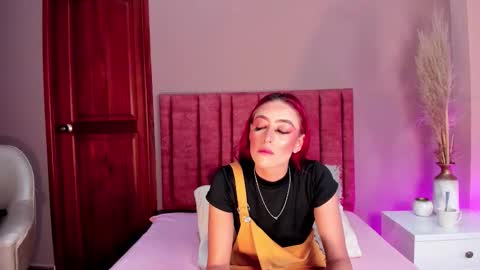 Snapshot of jupiterfoxxxx chatting on 12/23/25, 12:30 Jupiter Fox online show from 12/23/25, 12:30