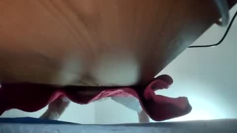 Yuri online show from 10/28/25, 03:43