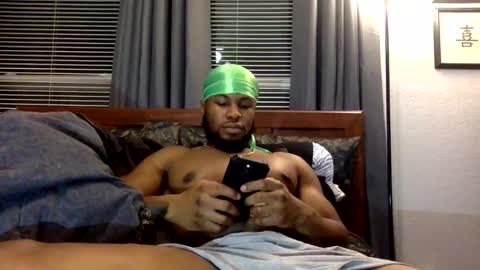 Snapshot of jusgetright chatting on 10/30/25, 02:35 jusgetright online show from 10/30/25, 02:35