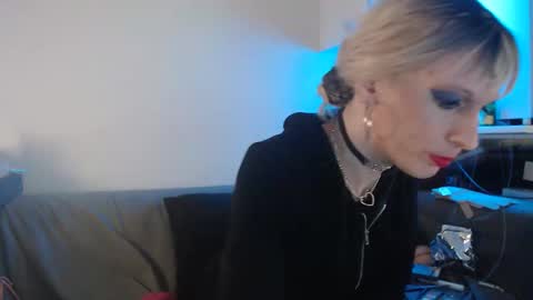 jussijustmust online show from 02/05/26, 07:51