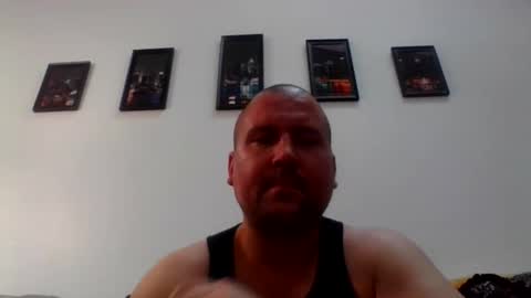 Snapshot of just1more5 chatting on 10/11/25, 06:28 just1more5 online show from 10/11/25, 06:28