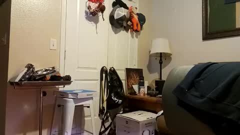 Snapshot of just4fun1523 chatting on 12/05/25, 02:42 just4fun1523 online show from 12/05/25, 02:42