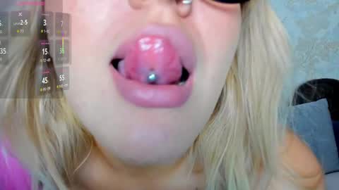 Alex Alexandra online show from 05/13/26, 01:25