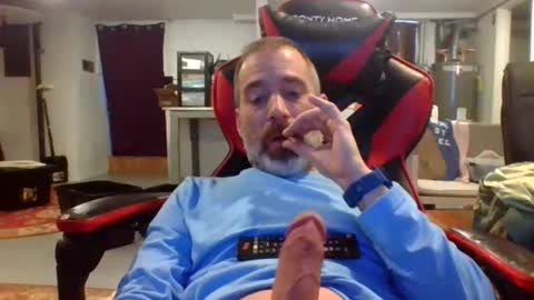 Snapshot of just_chillinwithya chatting on 02/01/25, 10:44 Your Zaddy online show from 02/01/25, 10:44