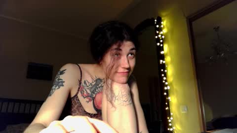 Snapshot of just_curly_ginger chatting on 03/02/26, 09:21 Ginger Curly online show from 03/02/26, 09:21