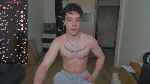 Snapshot of just_edwins chatting on 06/07/26, 06:00 Edwins online show from 06/07/26, 06:00