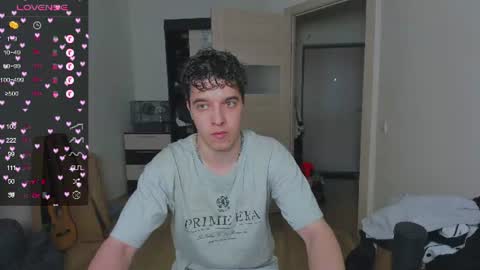 Snapshot of just_edwins chatting on 06/14/26, 03:03 Edwins online show from 06/14/26, 03:03