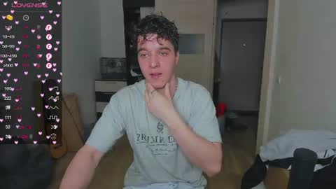 Snapshot of just_edwins chatting on 06/17/26, 03:02 Edwins online show from 06/17/26, 03:02