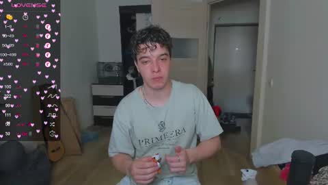 Snapshot of just_edwins chatting on 06/22/26, 03:20 Edwins online show from 06/22/26, 03:20