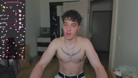 Snapshot of just_edwins chatting on 07/08/26, 06:34 Edwins online show from 07/08/26, 06:34