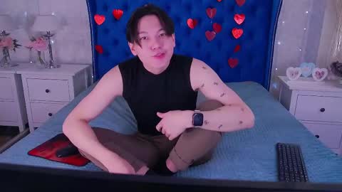 Snapshot of just_gay_ chatting on 02/26/25, 01:52 just_gay_ online show from 02/26/25, 01:52