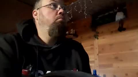 Snapshot of just_hangin_around chatting on 11/04/25, 02:49 just_hangin_around online show from 11/04/25, 02:49