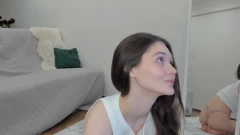 Snapshot of just_jenifer chatting on 02/21/26, 05:58 Jeni online show from 02/21/26, 05:58