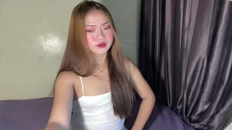 just_julia21 online show from 09/22/25, 11:07