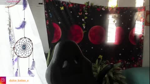 Snapshot of just_katiex chatting on 01/14/25, 08:15 Sofia online show from 01/14/25, 08:15