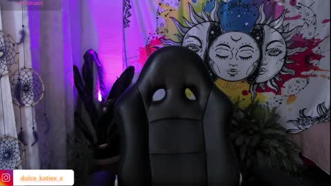 Snapshot of just_katiex chatting on 01/20/25, 01:18 Sofia online show from 01/20/25, 01:18