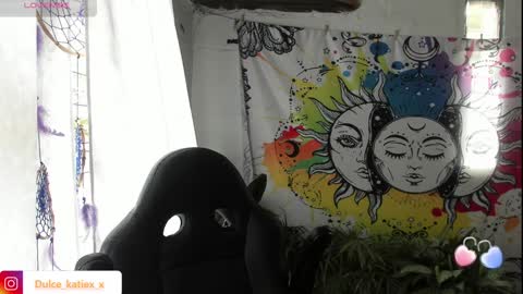 Snapshot of just_katiex chatting on 01/28/25, 06:49 Sofia online show from 01/28/25, 06:49