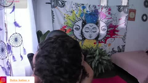 Snapshot of just_katiex chatting on 02/06/25, 09:38 Sofia online show from 02/06/25, 09:38