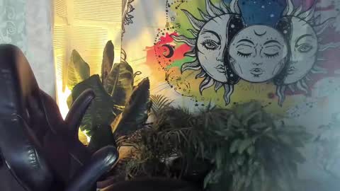 Snapshot of just_katiex chatting on 02/21/25, 10:39 Sofia online show from 02/21/25, 10:39