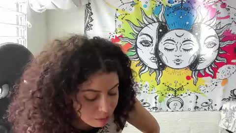 Snapshot of just_katiex chatting on 02/21/25, 04:48 Sofia online show from 02/21/25, 04:48