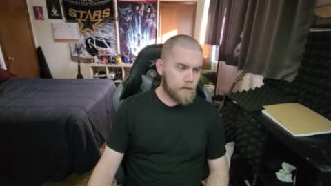 Snapshot of just_ryan88 chatting on 11/03/25, 10:42 Ryan online show from 11/03/25, 10:42