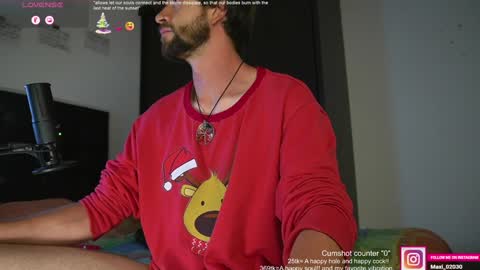 Snapshot of just_your_dreamboy chatting on 01/15/25, 12:09 Maxi online show from 01/15/25, 12:09
