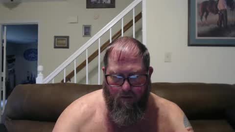 Snapshot of justaguyandnaked chatting on 09/18/25, 07:16 justaguyandnaked online show from 09/18/25, 07:16