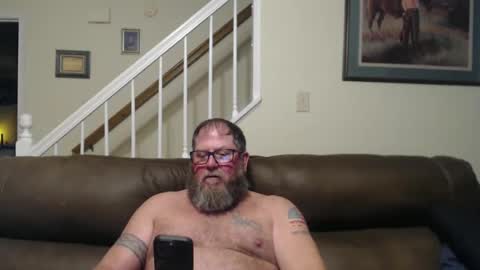 Snapshot of justaguyandnaked chatting on 09/30/25, 10:26 justaguyandnaked online show from 09/30/25, 10:26