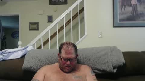 Snapshot of justaguyandnaked chatting on 04/23/26, 07:27 justaguyandnaked online show from 04/23/26, 07:27