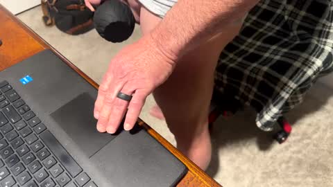 Snapshot of justanudedude chatting on 12/13/24, 01:33 justanudedude online show from 12/13/24, 01:33