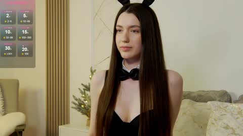 Snapshot of justbarbie_new_ chatting on 12/19/24, 02:02 Katarina online show from 12/19/24, 02:02