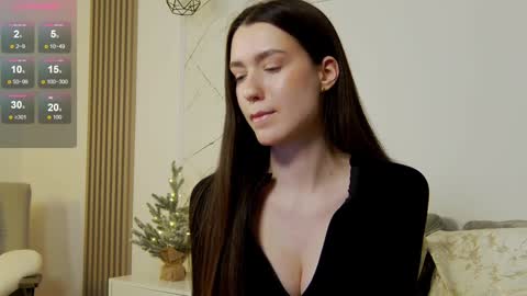 Snapshot of justbarbie_new_ chatting on 12/20/24, 07:28 Katarina online show from 12/20/24, 07:28