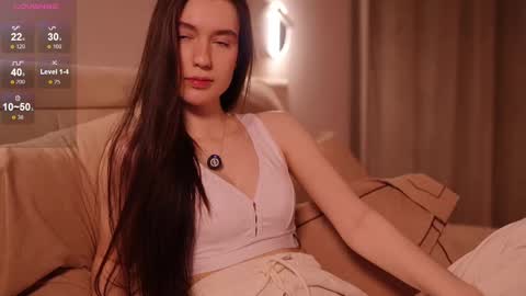 Snapshot of justbarbie_new_ chatting on 03/03/25, 06:44 Katarina online show from 03/03/25, 06:44