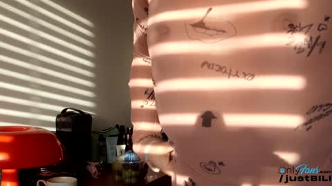 Billie  B  William online show from 02/03/25, 09:19