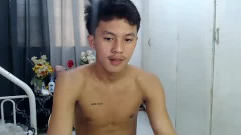 Snapshot of justcallme_james chatting on 05/25/26, 03:34 James online show from 05/25/26, 03:34