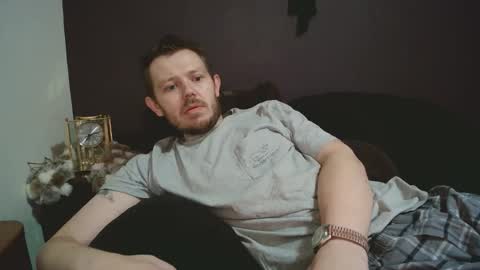 Snapshot of justclickthis chatting on 01/08/26, 12:13 justclickthis online show from 01/08/26, 12:13