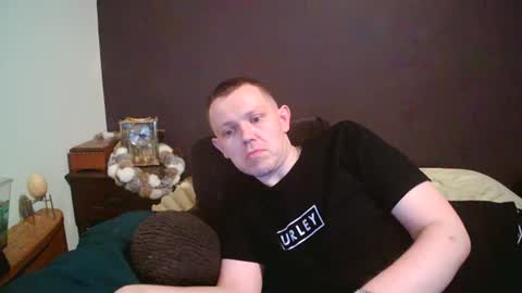 Snapshot of justclickthis chatting on 06/25/26, 01:59 justclickthis online show from 06/25/26, 01:59